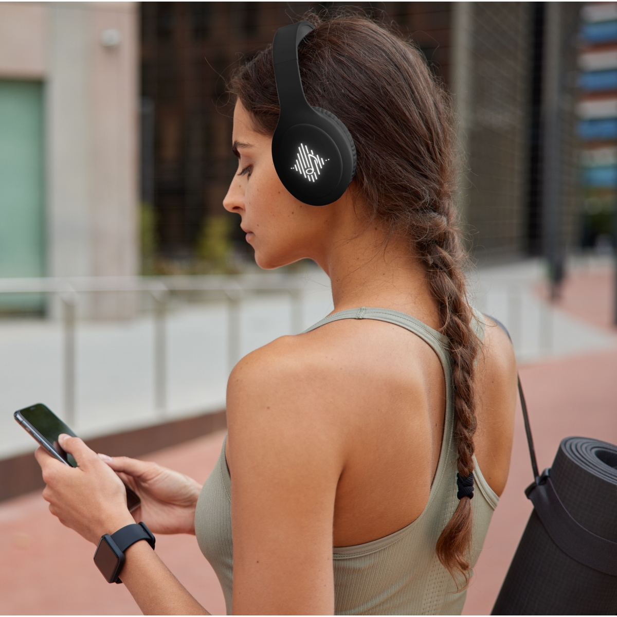E25 - Wireless ANC headphones