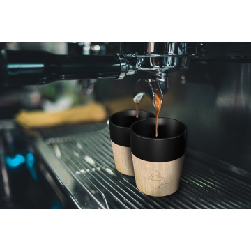 D06 - set of 4 smart magnet mugs