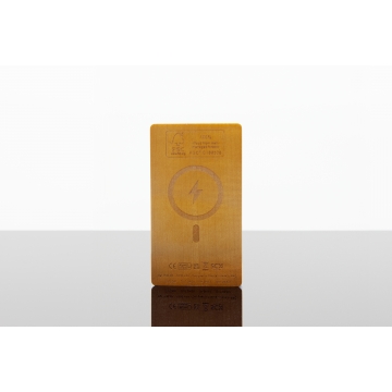 P39 - Powerbank 5000 magnétique FSC® 100% Erable