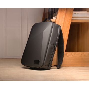 L12 - Shield backpack 10.000 mAh