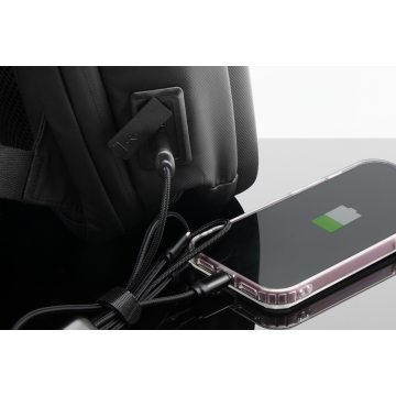 L12 - Shield backpack 10.000 mAh