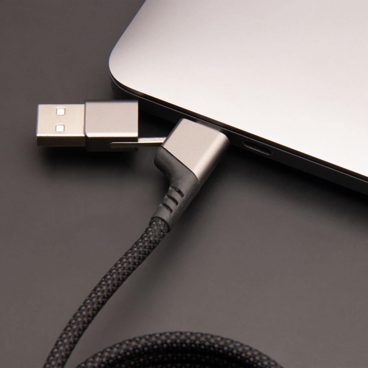 C52 - 100W 4-in-1 Magnetic ultra fast charge cable