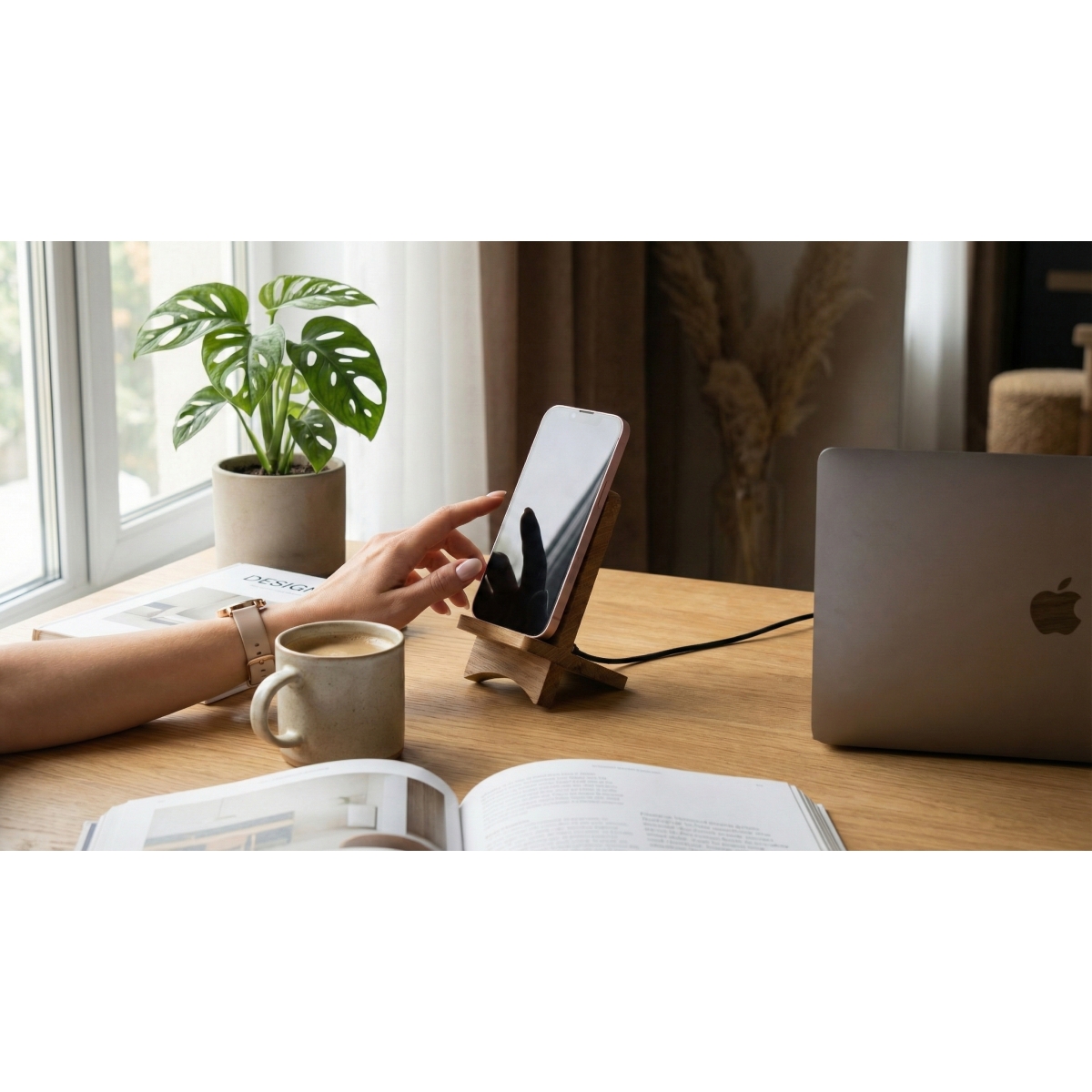O27 - Phone holder MIF