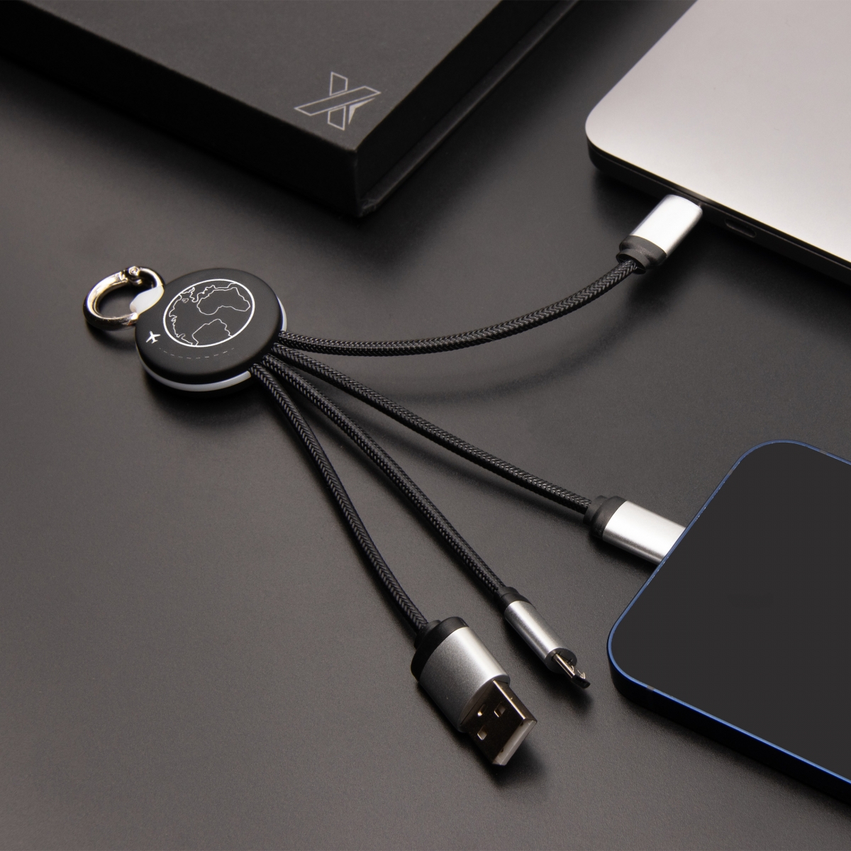 C16 - Smart 4-in-1 cable