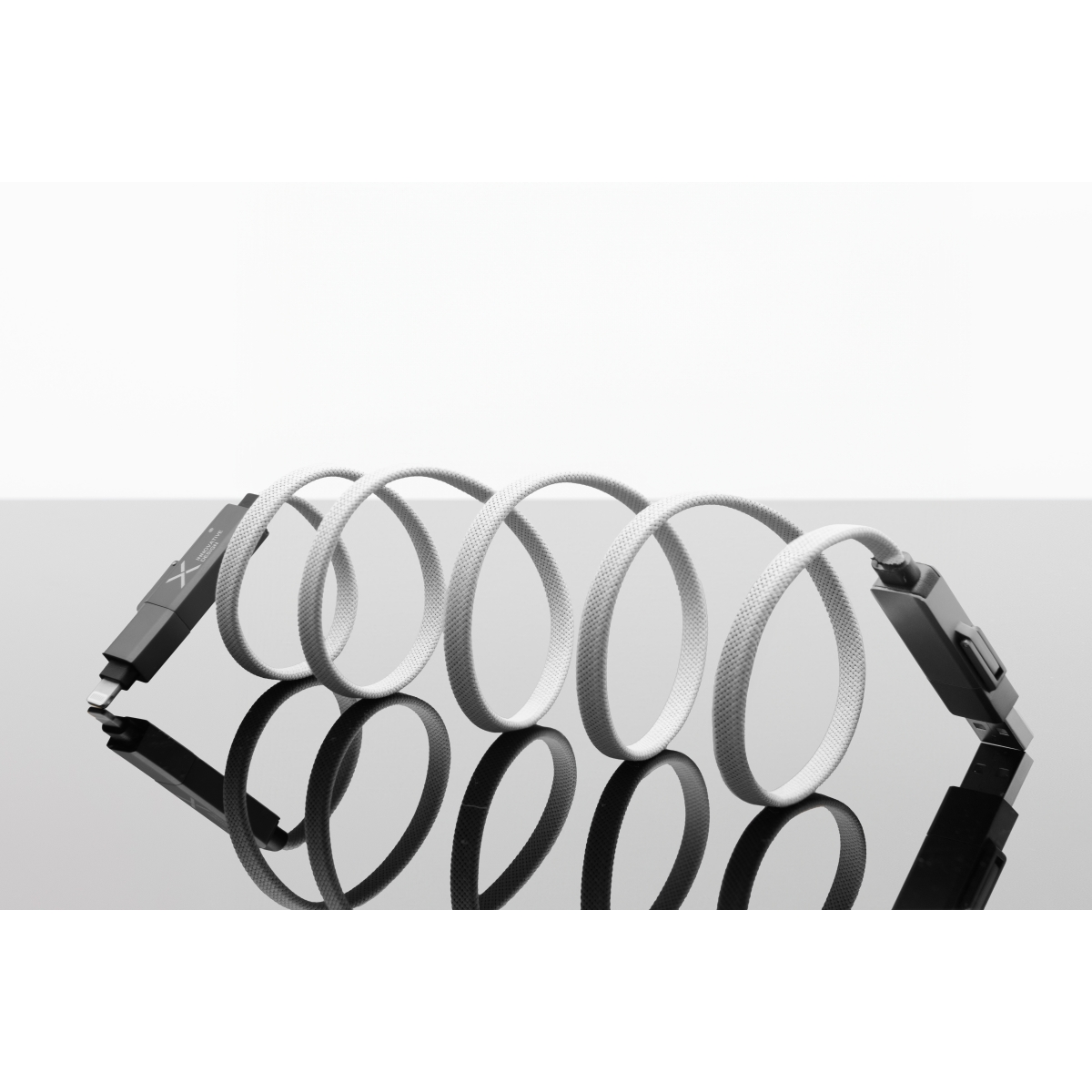 C58 - Magnetic white flat cable 60W