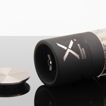 K08 - Salt and pepper grinder