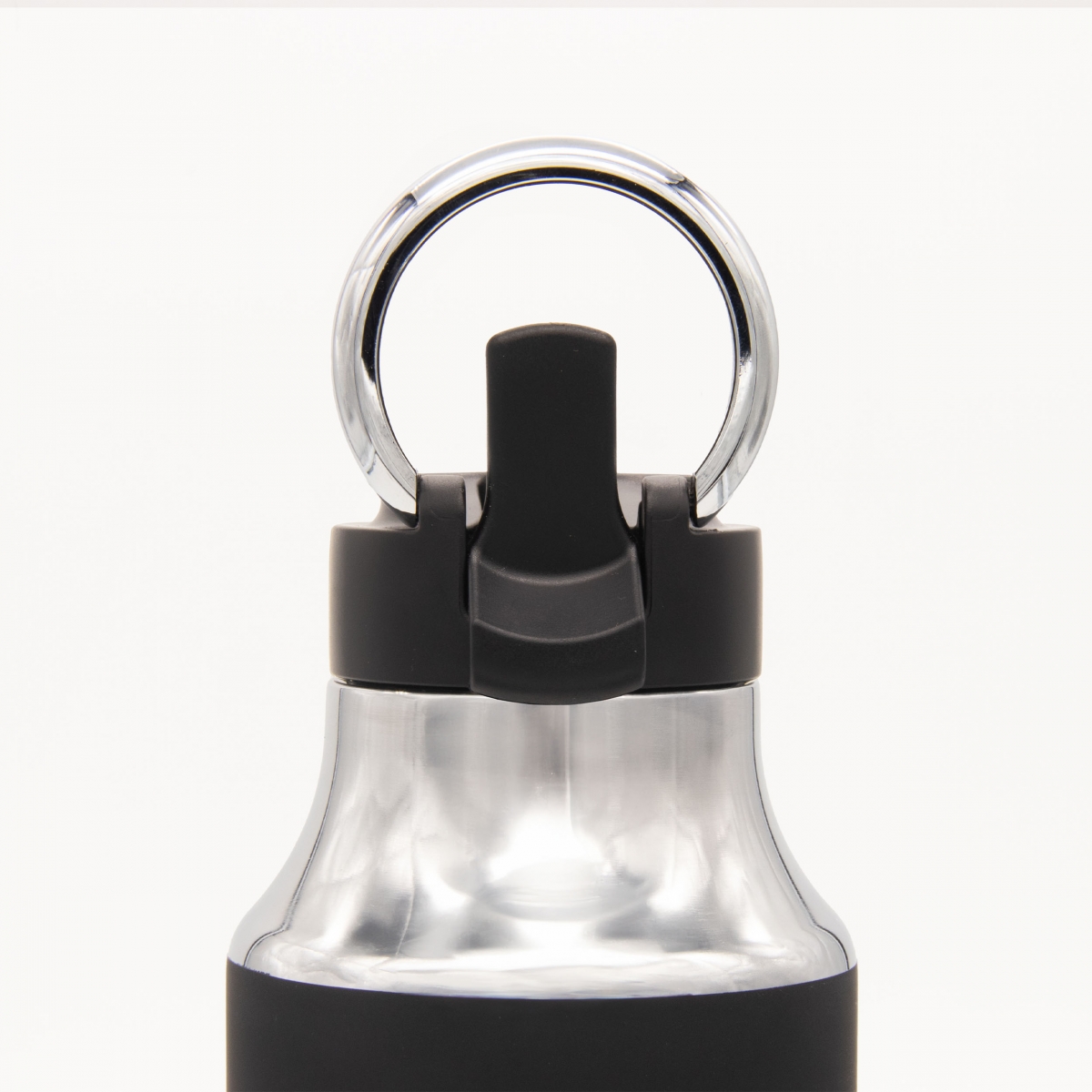 D12 - Mirror Ring Bottle