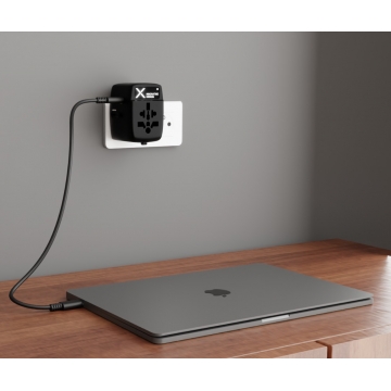 T19 - 65W international adapter + cable