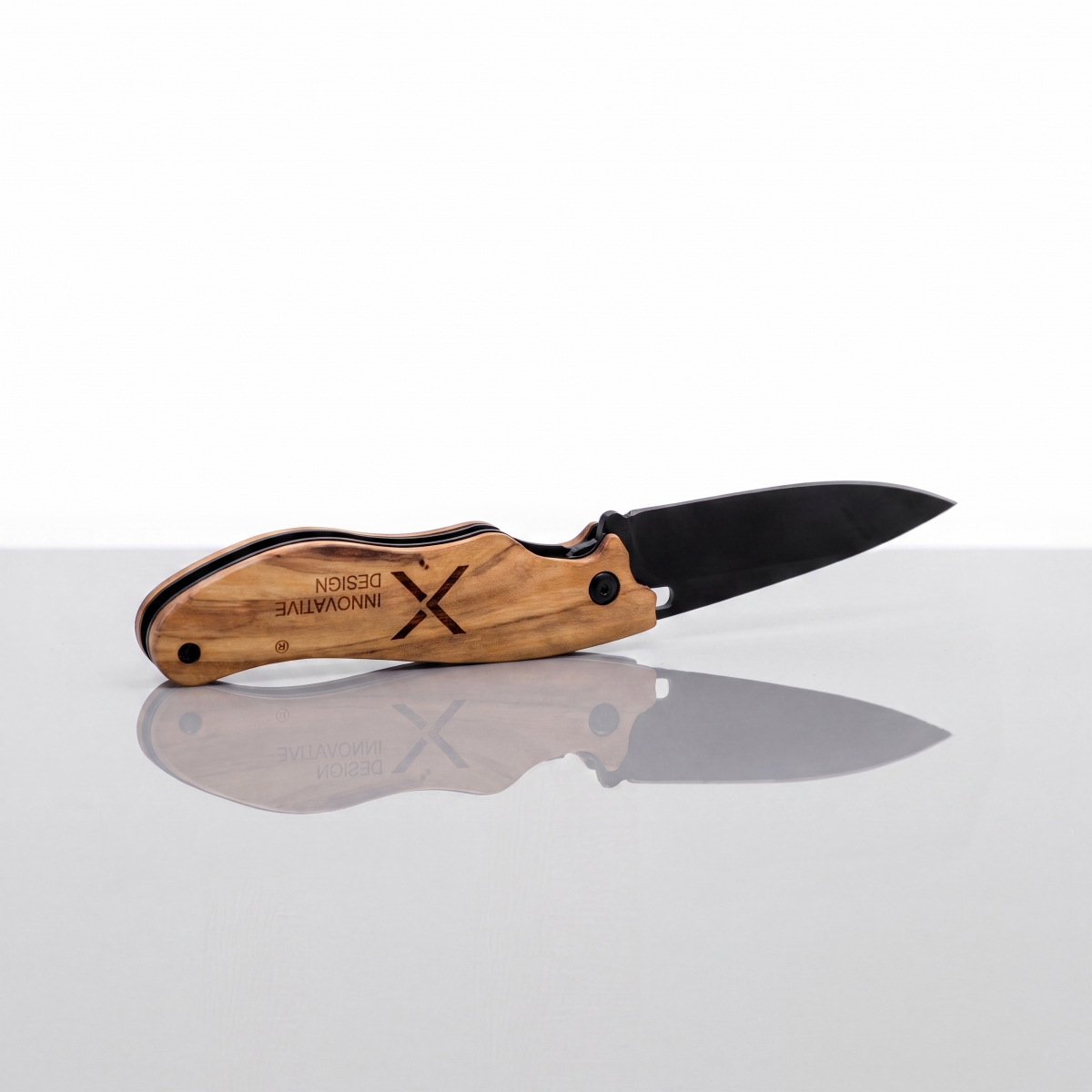 T33 - Couteau en bois d’olivier