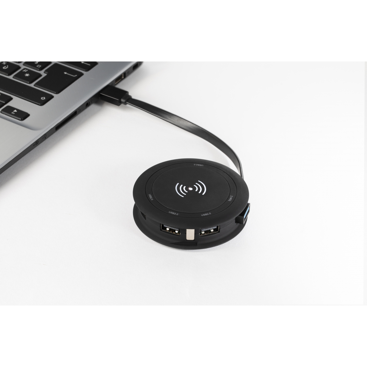 H16 - Wireless charger & 4 Hub