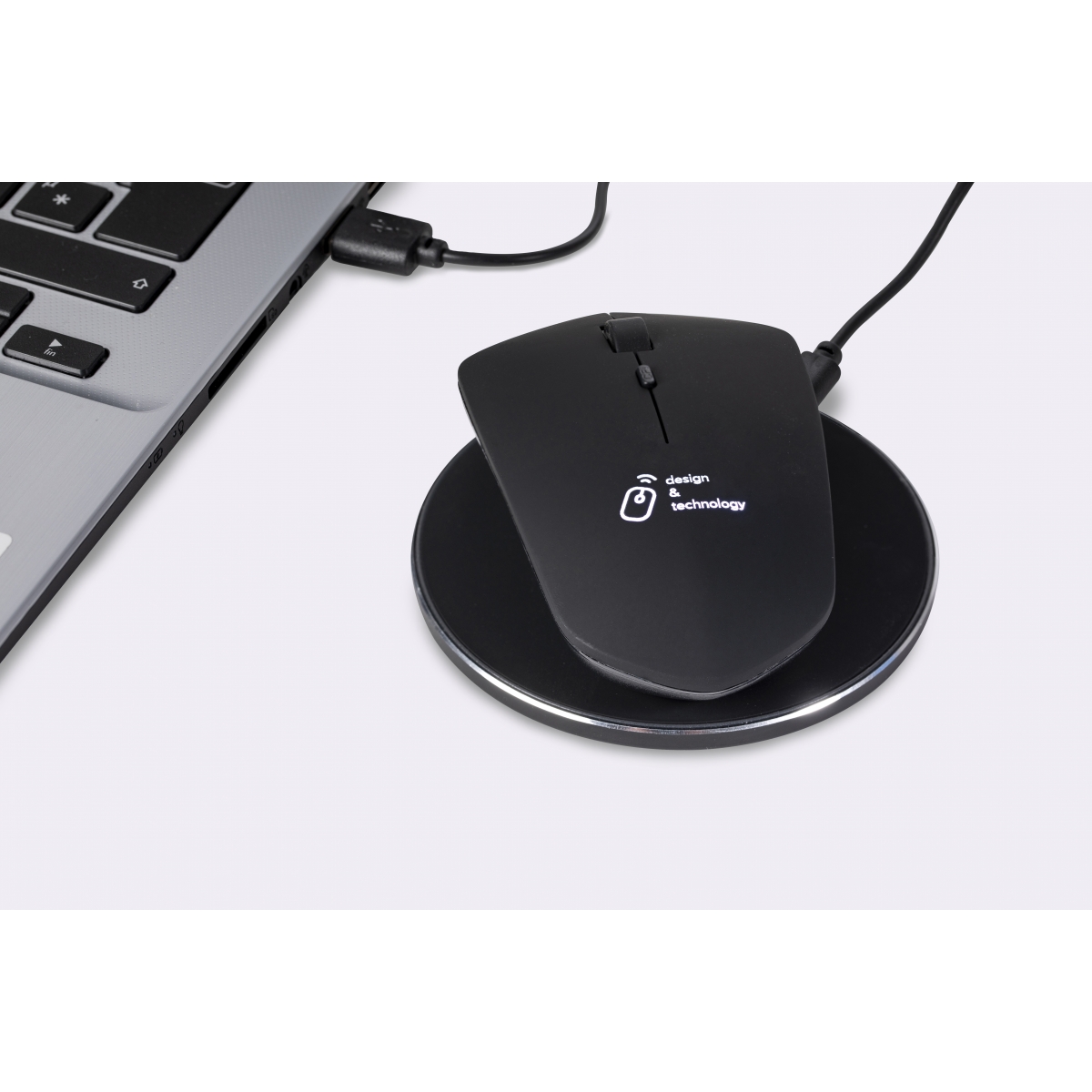 O21 - Wireless charging mouse & wireless base