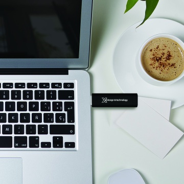 U20 - usb flashdisk plug & light