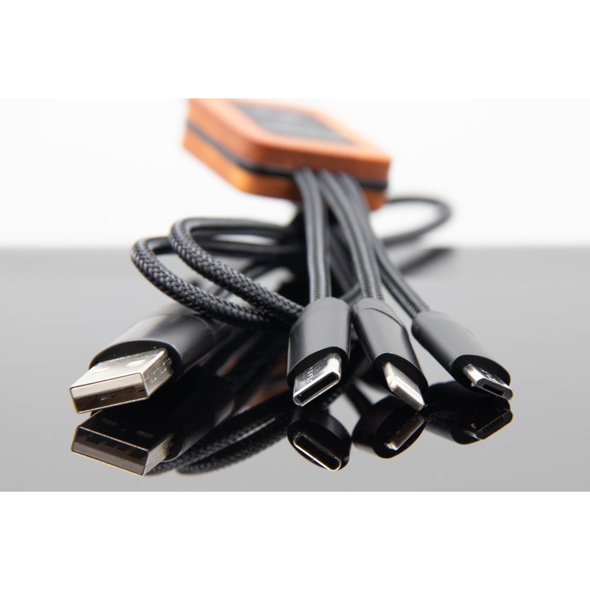 C38 - Eco cable 5-in-1 40W