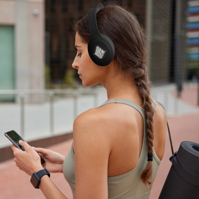 E25 - Wireless ANC headphones