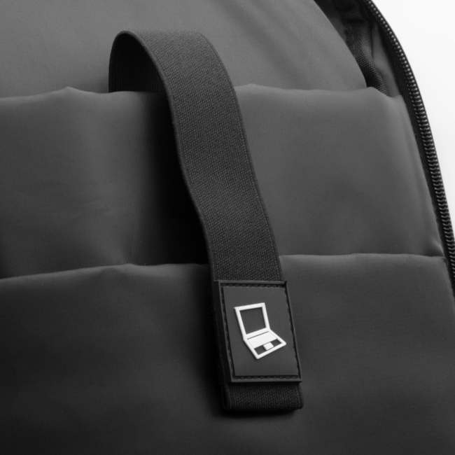 L12 - Shield backpack 10.000 mAh