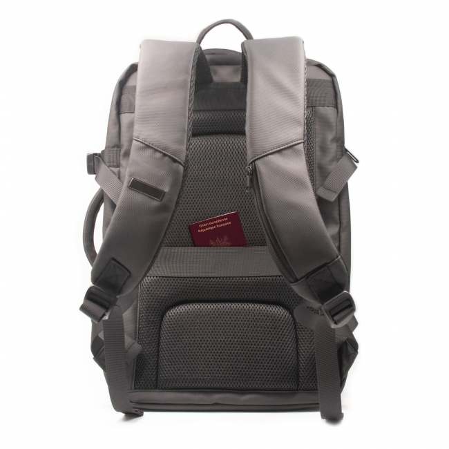 L14 - Vacpack backpack