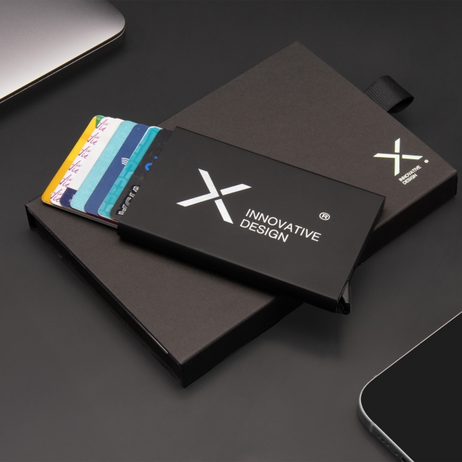 O35 - Credit Card holder