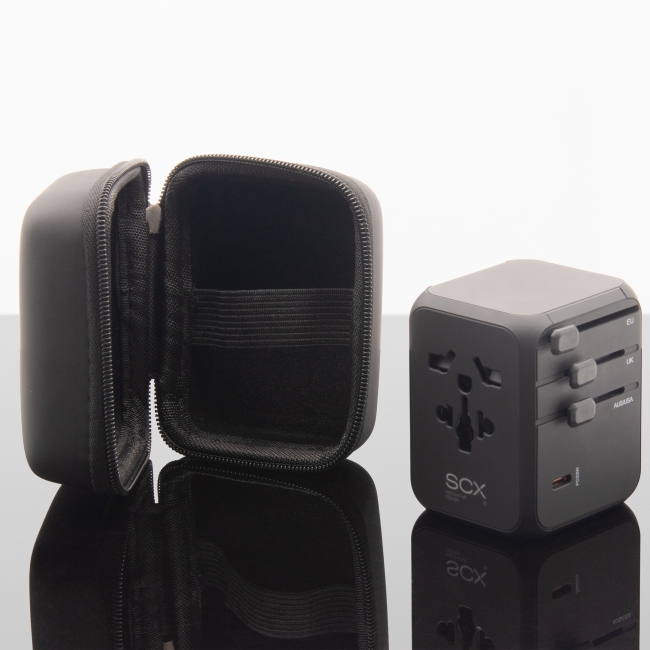 T16 - Universal travel adapter 33W