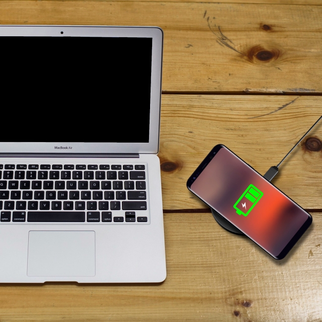 W12 - Chargeur 10W