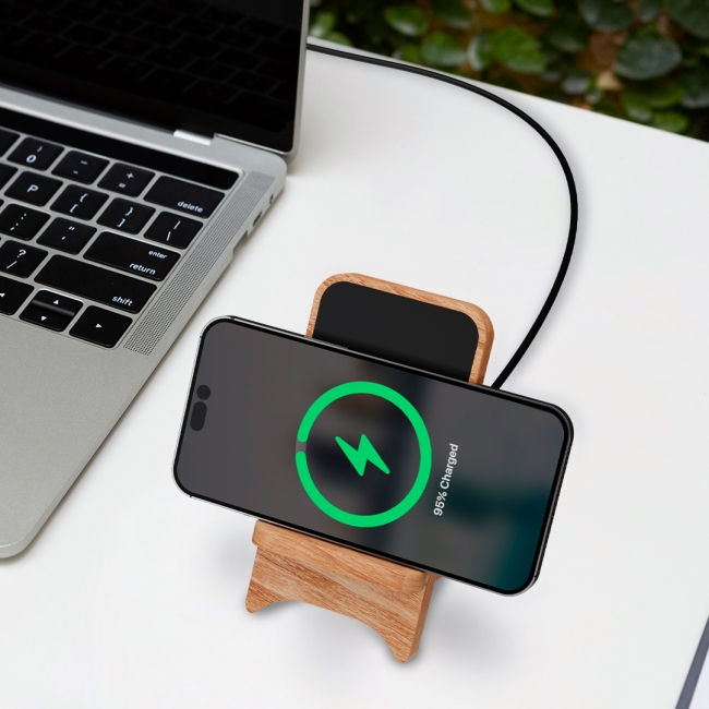 W27 - Wireless charger 10W made in EU