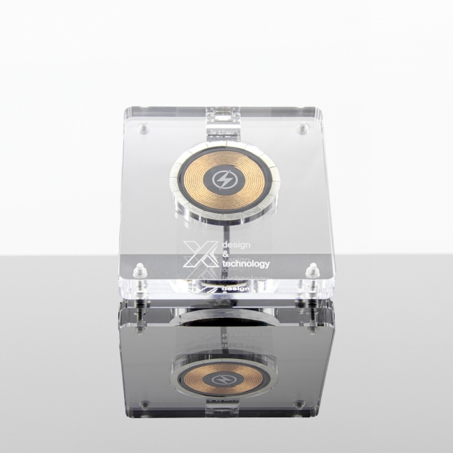 W29 - 15W acrylic wireless base